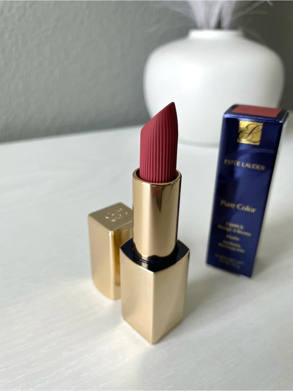 Estee Lauder Pure Color Lipstick Matte #669 Stolen Heart Refillable NEW IN BOX